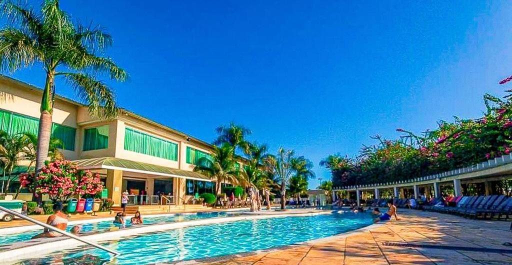 L'acqua Diroma - Suítes confortáveis - Park aquático 24 horas com Piscina de Ondas Caldas Novas Exterior foto