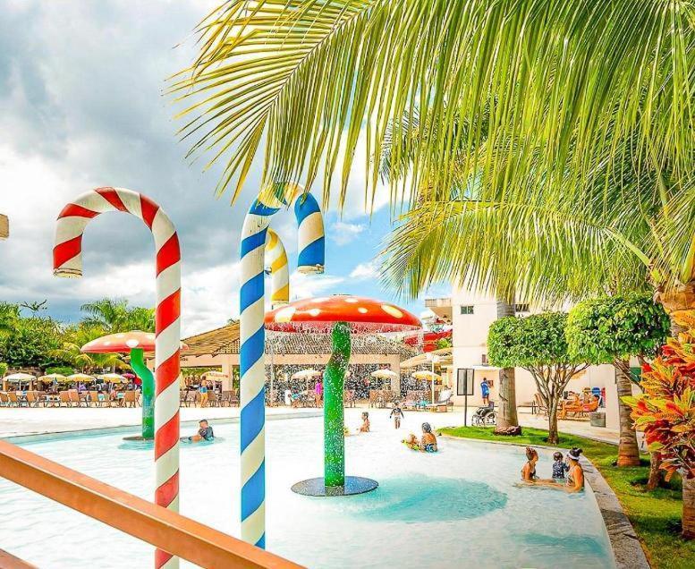 L'acqua Diroma - Suítes confortáveis - Park aquático 24 horas com Piscina de Ondas Caldas Novas Exterior foto