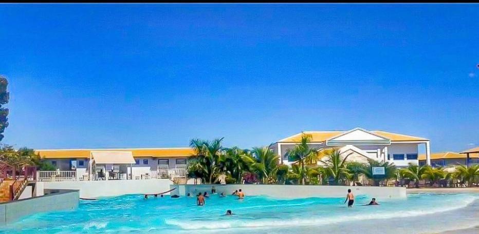 L'acqua Diroma - Suítes confortáveis - Park aquático 24 horas com Piscina de Ondas Caldas Novas Exterior foto